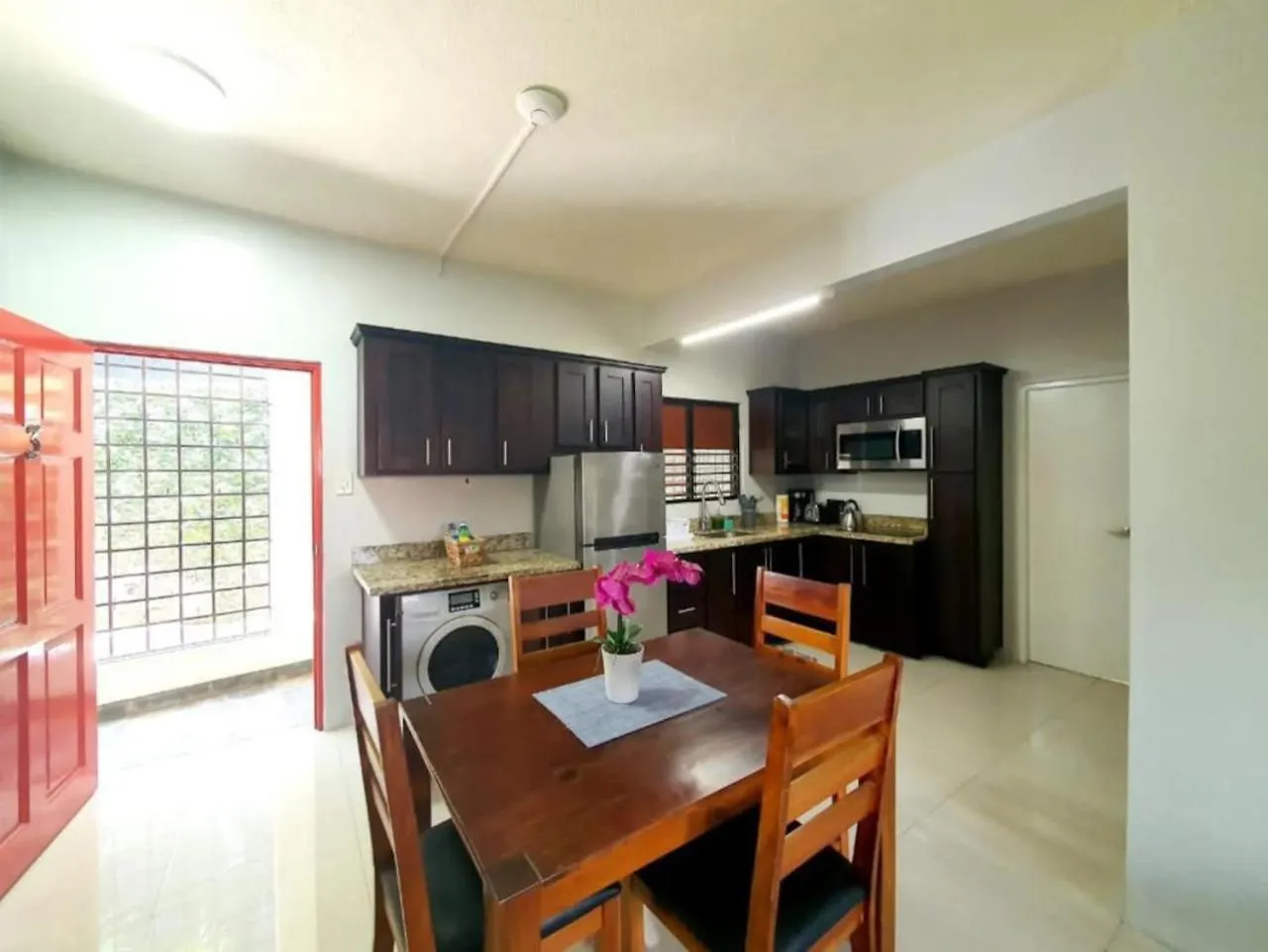 Ctbh At The Red House Daily And Monthly Rentals Kingston Apartment