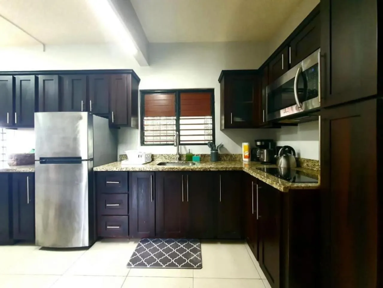 Ctbh At The Red House Daily And Monthly Rentals Kingston 0*,  Jamaica